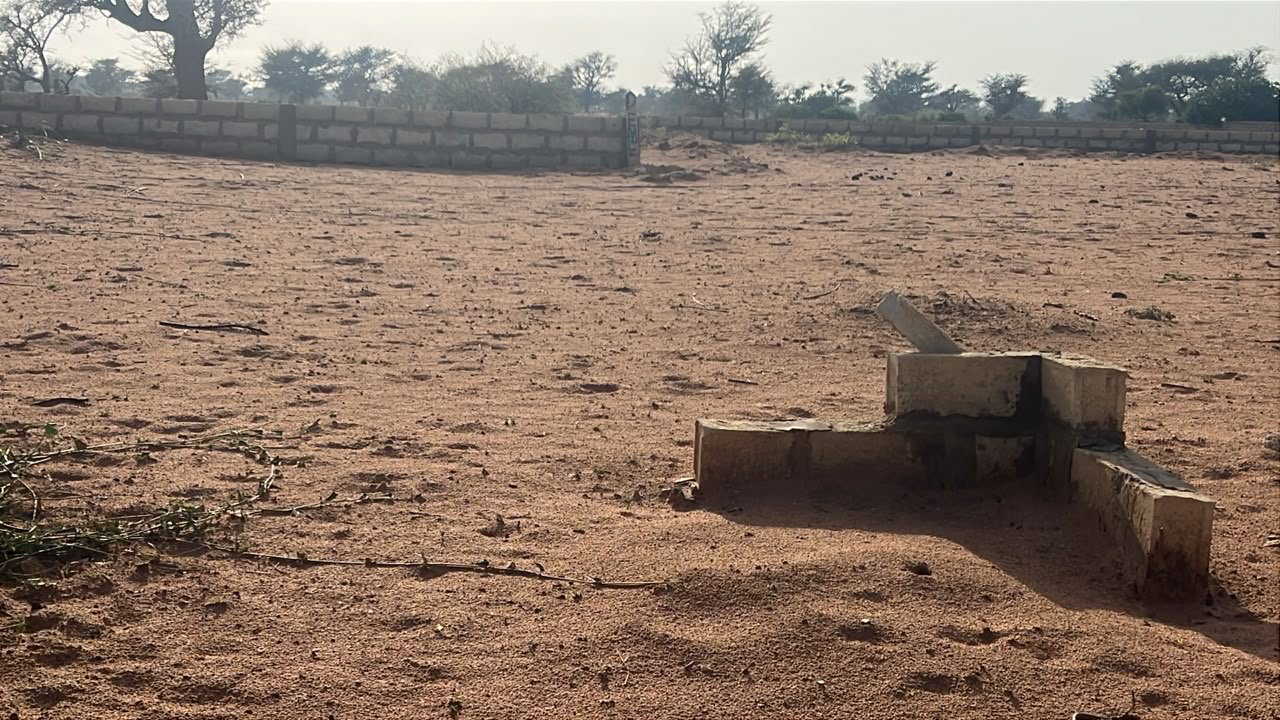 Terrains 300m2 à Malicounda