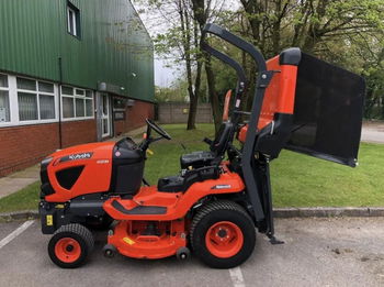 Annonce Tracteur Kubota Compact Polyvalent – Parfait pour Petites Exploitations Espaces Verts Paris