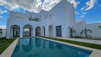 Annonce Vente VILLA FLEUR CHOCOLAT Nabeul Tunisie