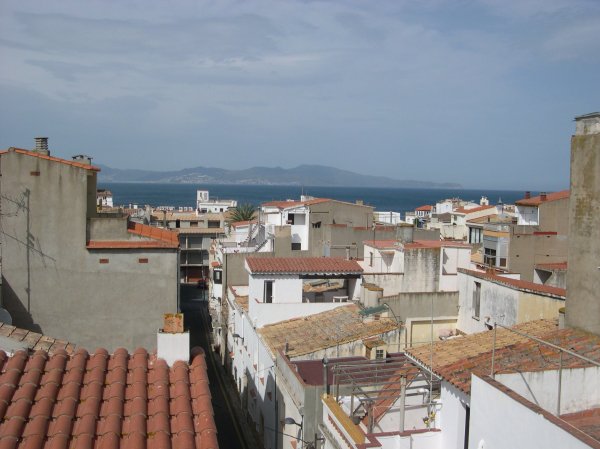 Location T3 terrasse vue mer dans village L'Escala Espagne