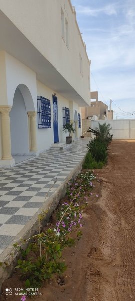 Location 1 appartement 2 chambres meublé houmt-souk Medenine Tunisie