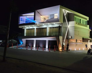 vente villa etage moderne toamasina route madagascar