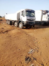 Camion  Renault 12 roues