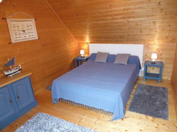 La deuxième chambre à l'étage avec vue sur la mer