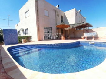 POUR LOCATION ANNUELLE « VILLA JAWAHER » Djerba Tunisie