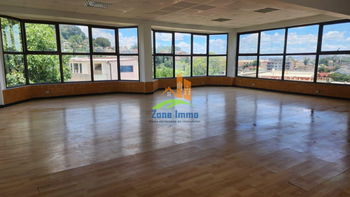 Location Locaux professionnels 120m² choix Ambaranjana Madagascar