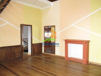 Location Villa étage F7 Ambatovinaky Antananarivo Madagascar