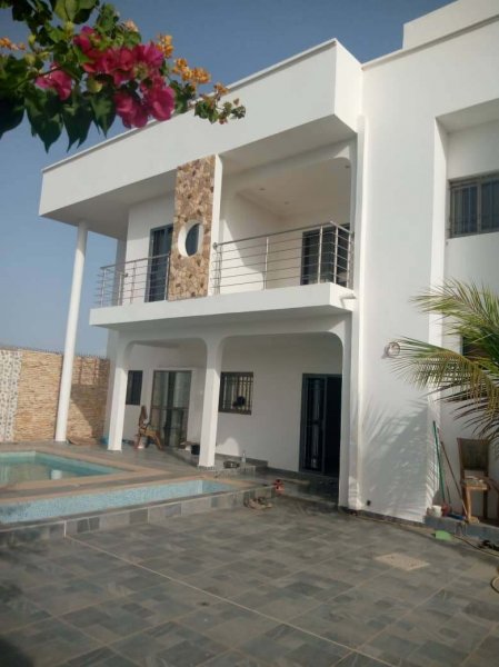 Vente Villa R+2 ngaparou Saly Portudal Sénégal