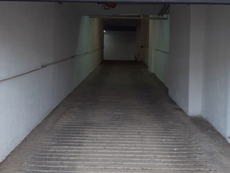 Vente BOX- GARAGE À 100 MÈTRES PLAGE ENTRE PHARE CANYELLES PETITES