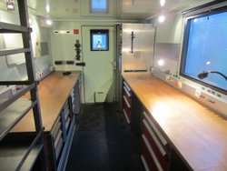 Atelier Mobile de Maintenance / SHELTER 14’ ISO IEM / HENRI BLANC SA
