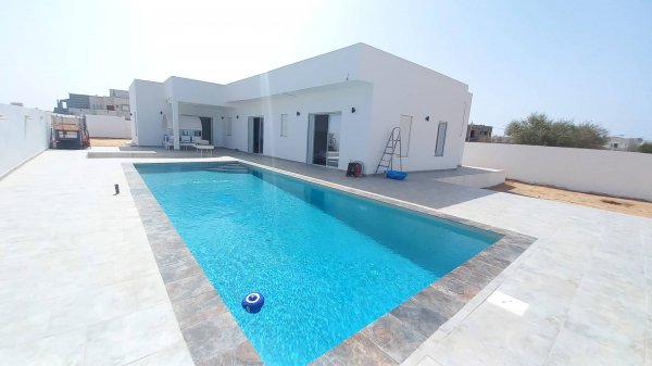 Location Maison neuve 3 chambre 3 salle d'eau Arkou Djerba Tunisie