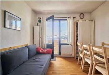 Annonce location “Alpe d’Huez Appartement 2 pièces-+coin montagne 50m des remontes mécaniques 5 couchages tout confort” libre semaine noël 530€