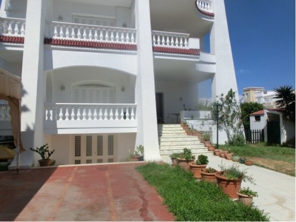 Vente 1 magnifique villa KHZEMA Sousse Tunisie