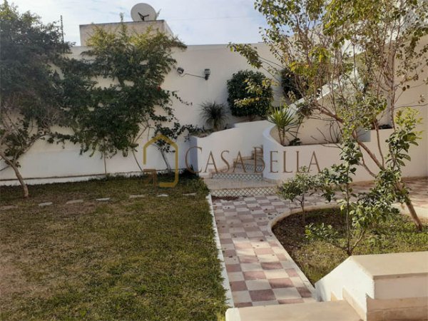 Location 1 étage villa cité ezzahra Sousse Tunisie
