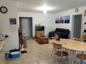 7600 Péruwelz bel appartement calme,1er chambres proximité frontière