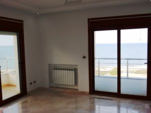 Vente 1 appartement VIP pieds dans l&#039;eau Chatt Meriem Sousse Tunisie