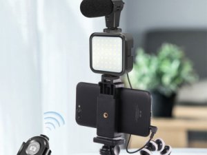 Kit Streaming Direct Vlogging Support Téléphone Trépied Micro Orléans