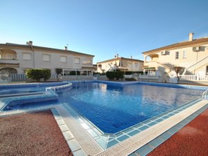 Vente 88900 € Torrevieja appart 60m² 2 ch 1 sdb pisc park Espagne