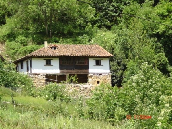 Vente Authentique maison asturienne dans Reserve Oviedo Espagne
