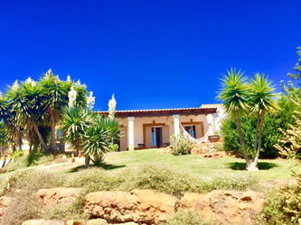 Vente Villa 200 mètres carrés 3 chambres FARO ESTOI Portugal
