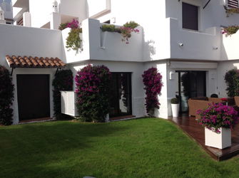 Location LUXUEUX APPARTEMENT Estepona Espagne