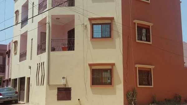 Vente immeuble R+2 Nord foire TF Dakar Sénégal