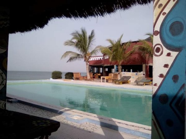 Fonds commerce Complexe hôtelier pieds dans l'eau warang M'Bour Sénégal