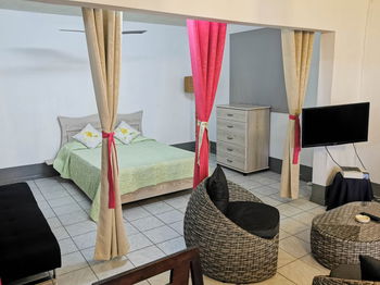 STUDIO D&#039;UNE CHAMBRE LOCATION 5 MIN PLAGE Flic en Flac MUR Ile Maurice