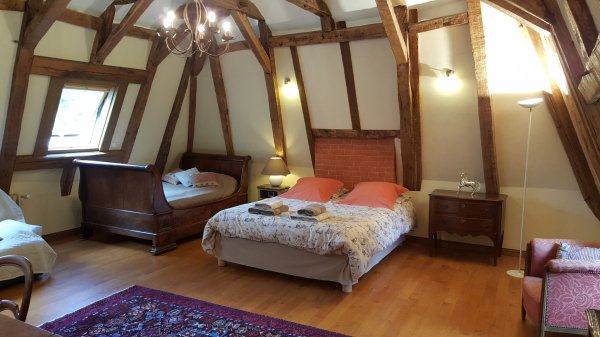 Chambres d'Hôtes Charme Château Noalhac Aurillac Cantal Auvergne