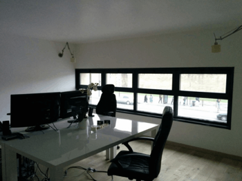 Location bureau 32m² dans immeuble standing parking cellier Avignon