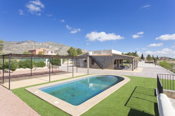 Hondon Alicante villa ind 108 m2 2 ch 2sdb 8700m² terrain pisc privée