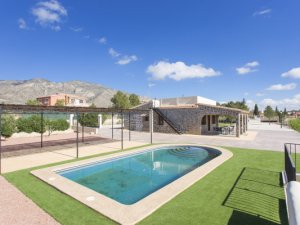 Hondon Alicante villa ind 108 m2 2 ch 2sdb 8700m² terrain pisc privée