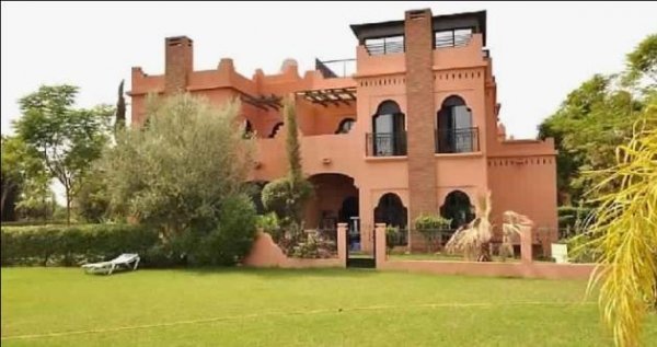 Vente Villa moderne proche centre ville Marrakech Maroc