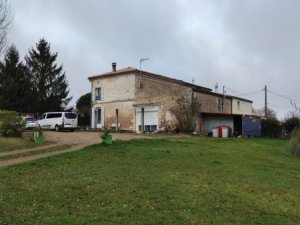 Vente Maison charentaise 158m&amp;sup2 Tanzac Charente Maritime