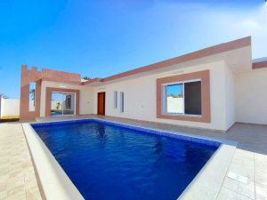 Vente Villa MANS F3 plain pieds piscine garage Djerba Tunisie