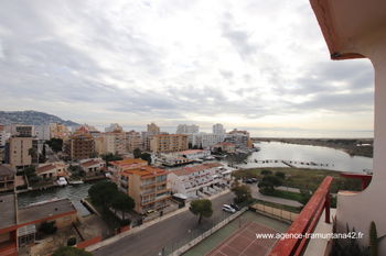 Vente Vue canal mer montagne ville Rosas Espagne