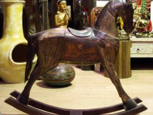 cheval bascule bois peint H 98 cm Sedan Ardennes