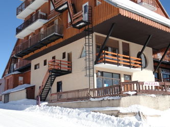 Vente Murs commerciaux 50m pistes ski Guzet Ustou Belgique