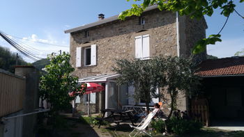 Location g&amp;icirc te fanière Sarras Ardèche