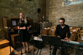 Duo chanteuse pianiste messe Sarthe Mans