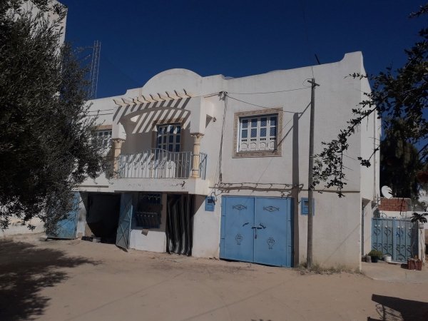 Vente Immeuble derrière Carrefour Market Djerba midoun Tunisie