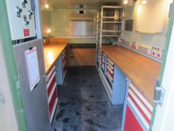 Atelier Mobile de Maintenance / SHELTER 14’ ISO IEM / HENRI BLANC SA