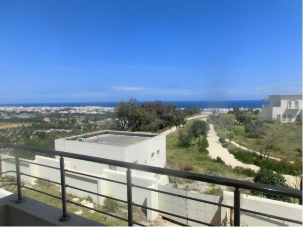 Location 1 sublime étage villa kantaoui Sousse Tunisie