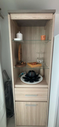 Meuble de télévision à roulettes